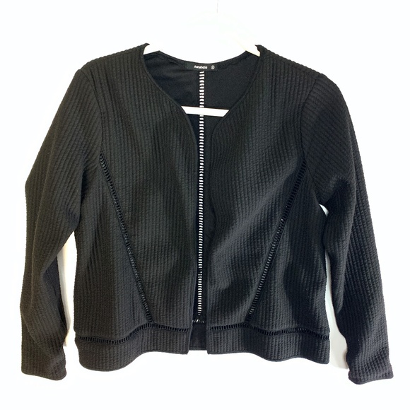 3/$25 Annabelle Cropped Cut Out Cardigan S Black - Picture 1 of 10